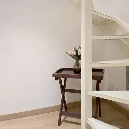 Duplex In Center 3 * Mons