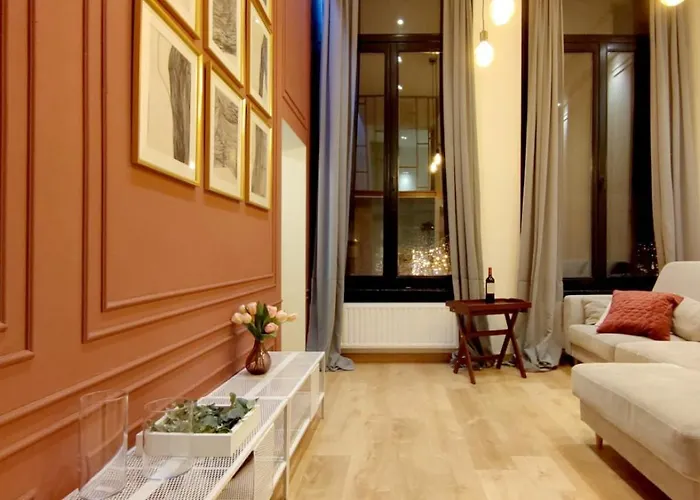 Duplex In Center 3 Apartment