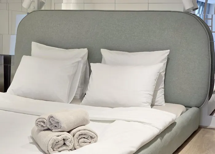 Duplex In Center 3 Apartment *